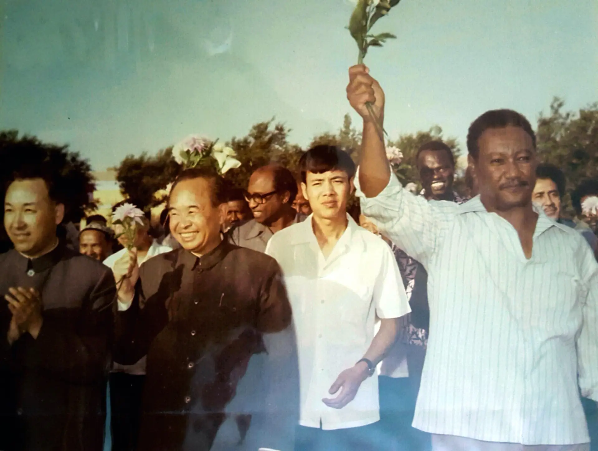 الاهتمام بالعلاقات الخارجية وفرص النماء 